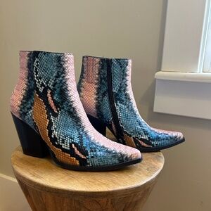 Jeffrey Campbell Snakeskin Booties size 6